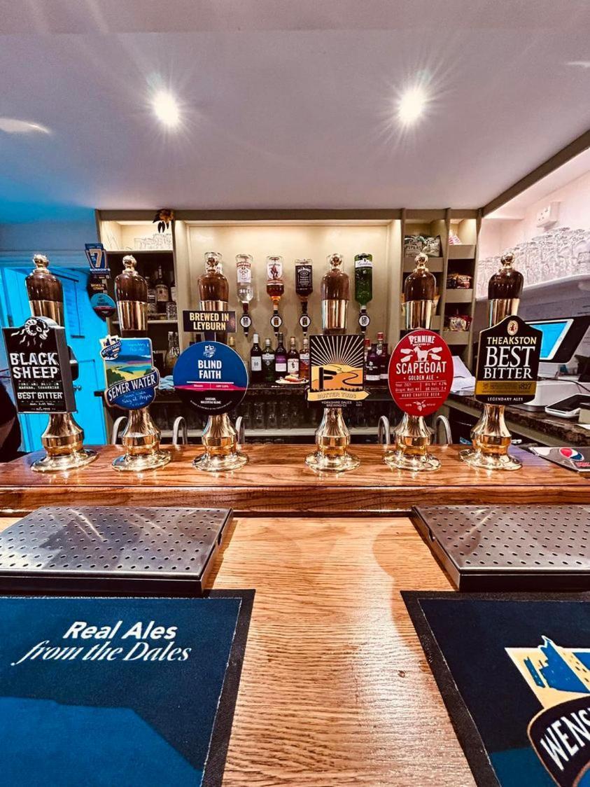 Redmire Village Pub Экстерьер фото